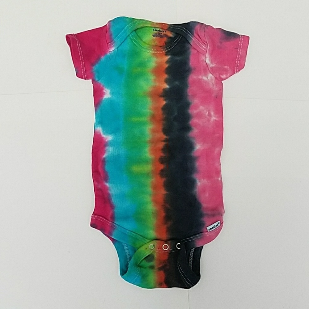 Gerber onesie 3 to 6 months tie dye